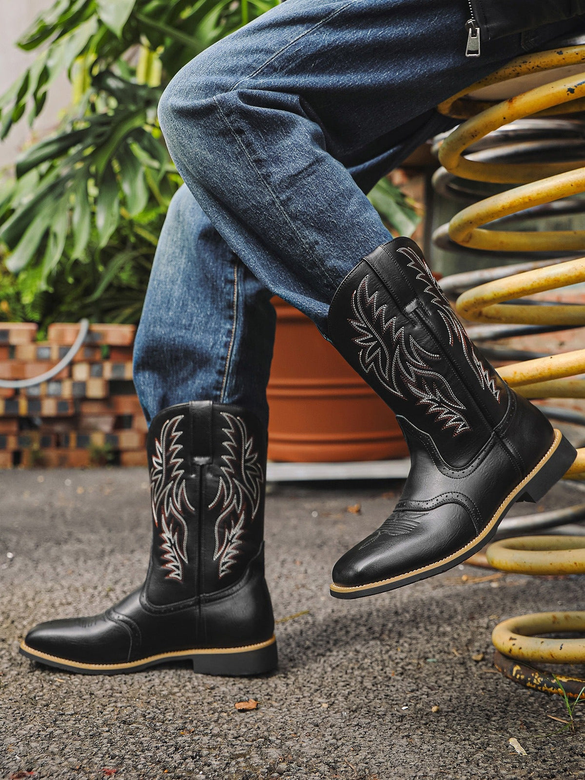 Black Shoes For Men | Pointed Toe Western Embroidered Leather
