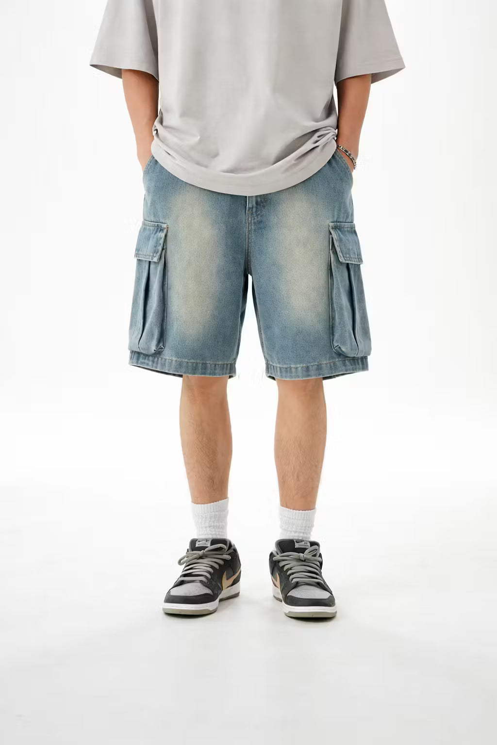 Men's Denim Shorts | Cargo Pockets Relaxed Fit Knee-Length Denim