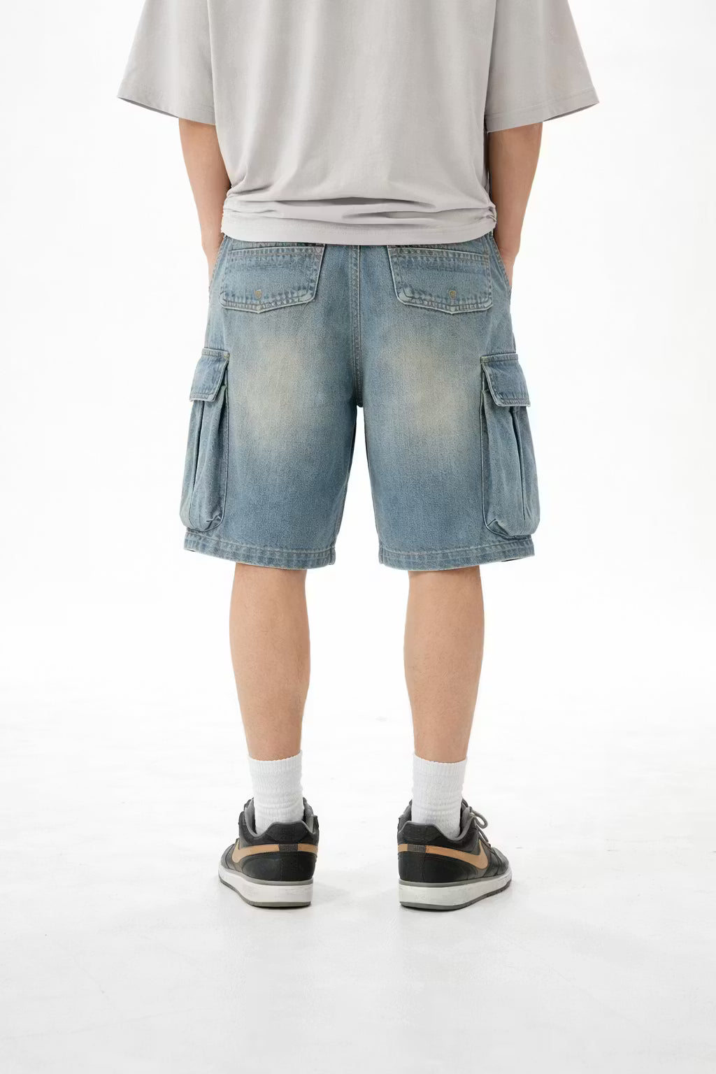 Men's Denim Shorts | Cargo Pockets Relaxed Fit Knee-Length Denim