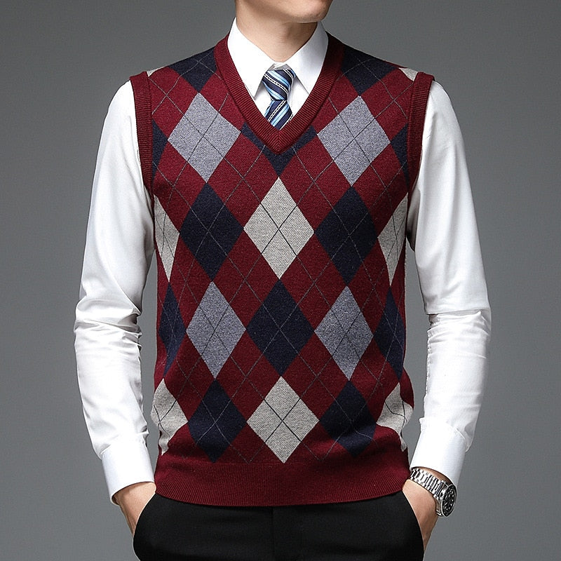 Men's Sweater Vest | V-Neck Argyle Knit Sleeveless