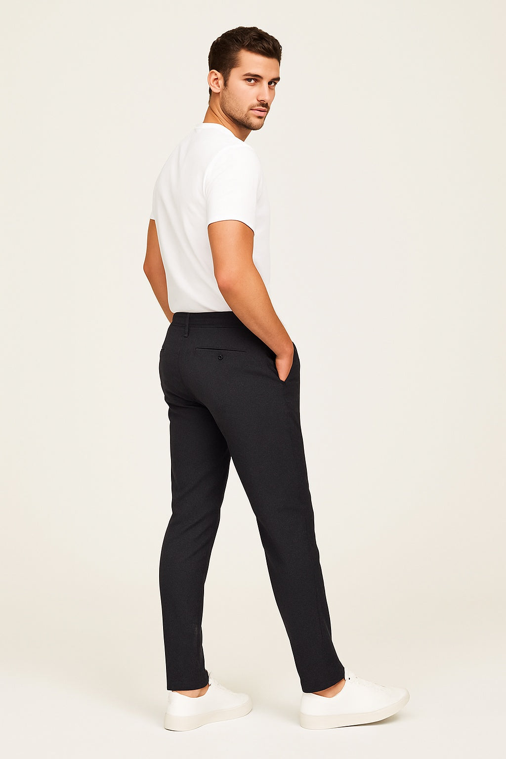 Men's Chino | Slim-Fit Mid-Rise Button Closure